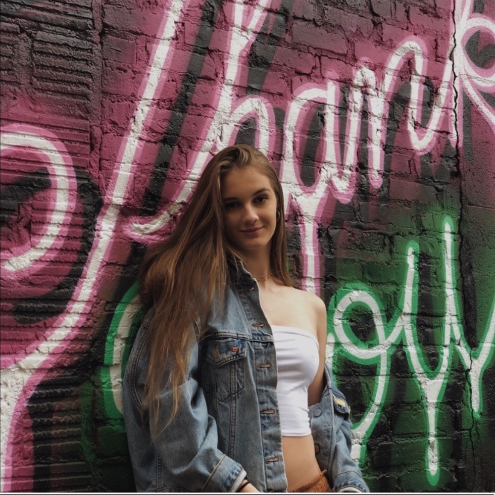 Meet your posher, Allison